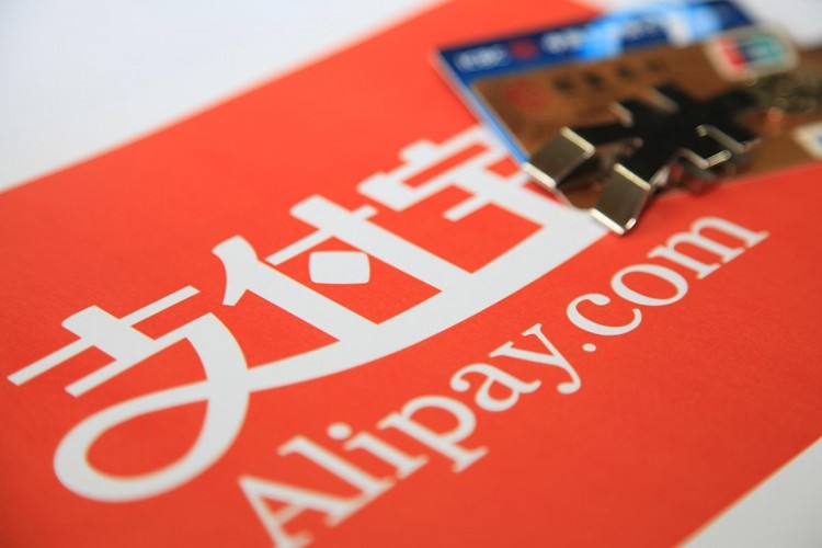 支付宝余额宝存钱后芝麻信用分真会上涨吗实操网友亲测答案!